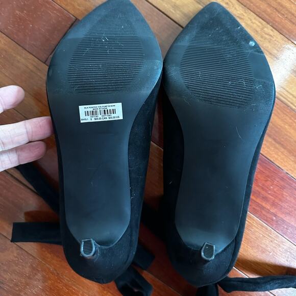 Torrid Black Suede Bow Pointed Toe Pumps Holiday Party Heels 8W Wide 3” High - Picture 4 of 6